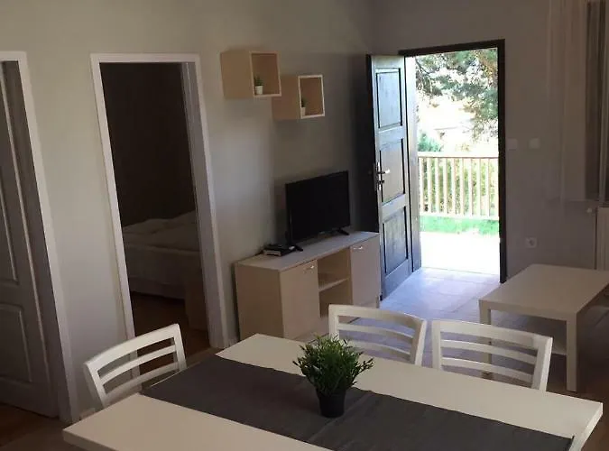 בית נופש комплекс кали, к.к. чарк *